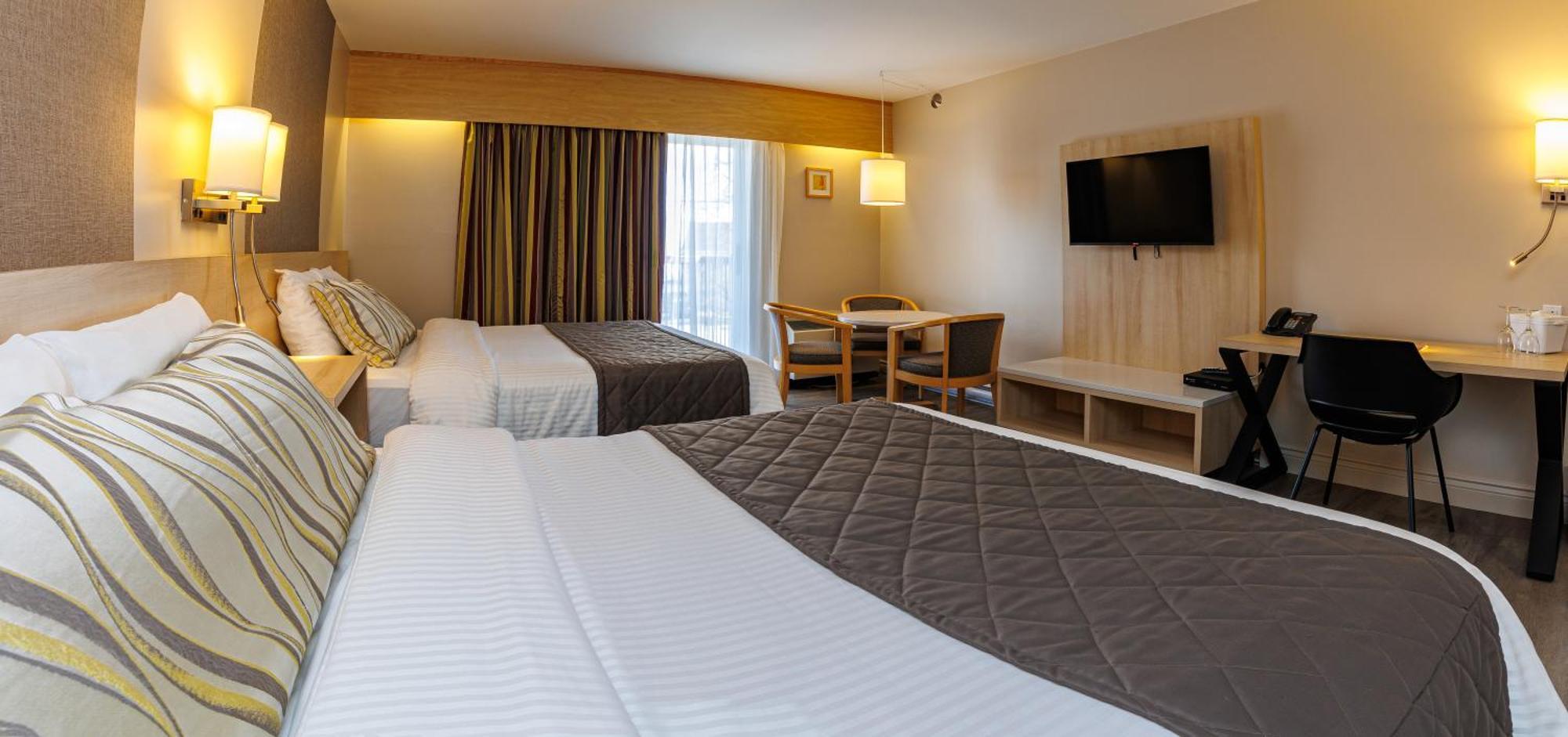 Hotel-Motel Castel De La Mer La Malbaie Ngoại thất bức ảnh